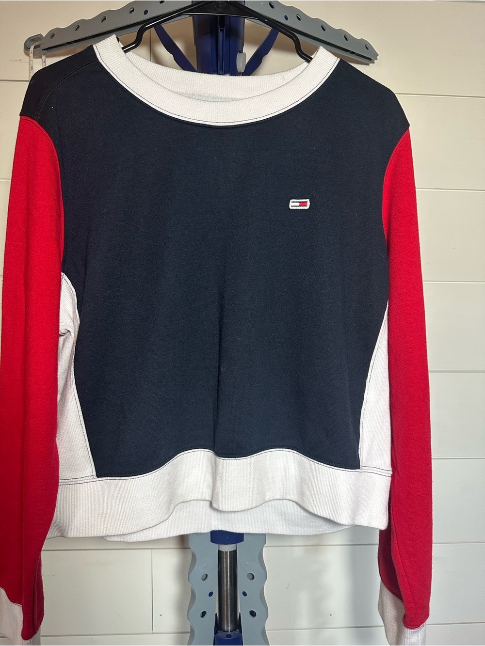 #97 Tommy Hilfiger Navy, Red & White Colorblock Crew Sweatshirt